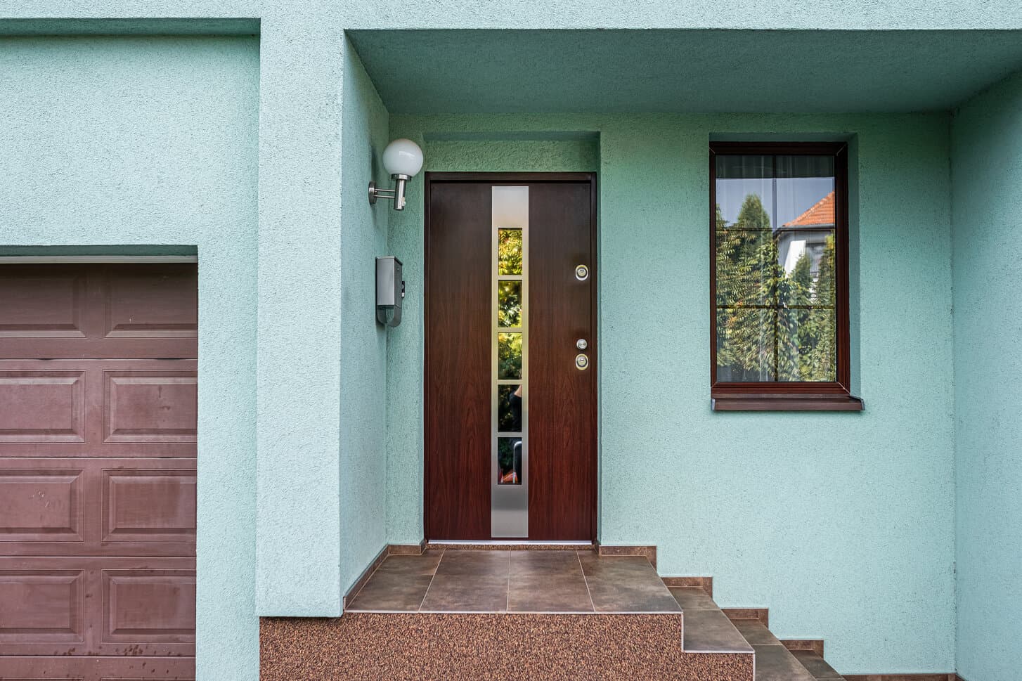 6 důvodů, proč si pořídit kvalitní vchodové dveře do domu