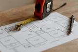 30+ tipů, jak ušetřit na stavbě nebo na rekonstrukci domu